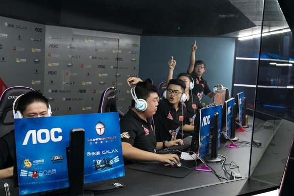 依旧保持乐 依旧保持乐