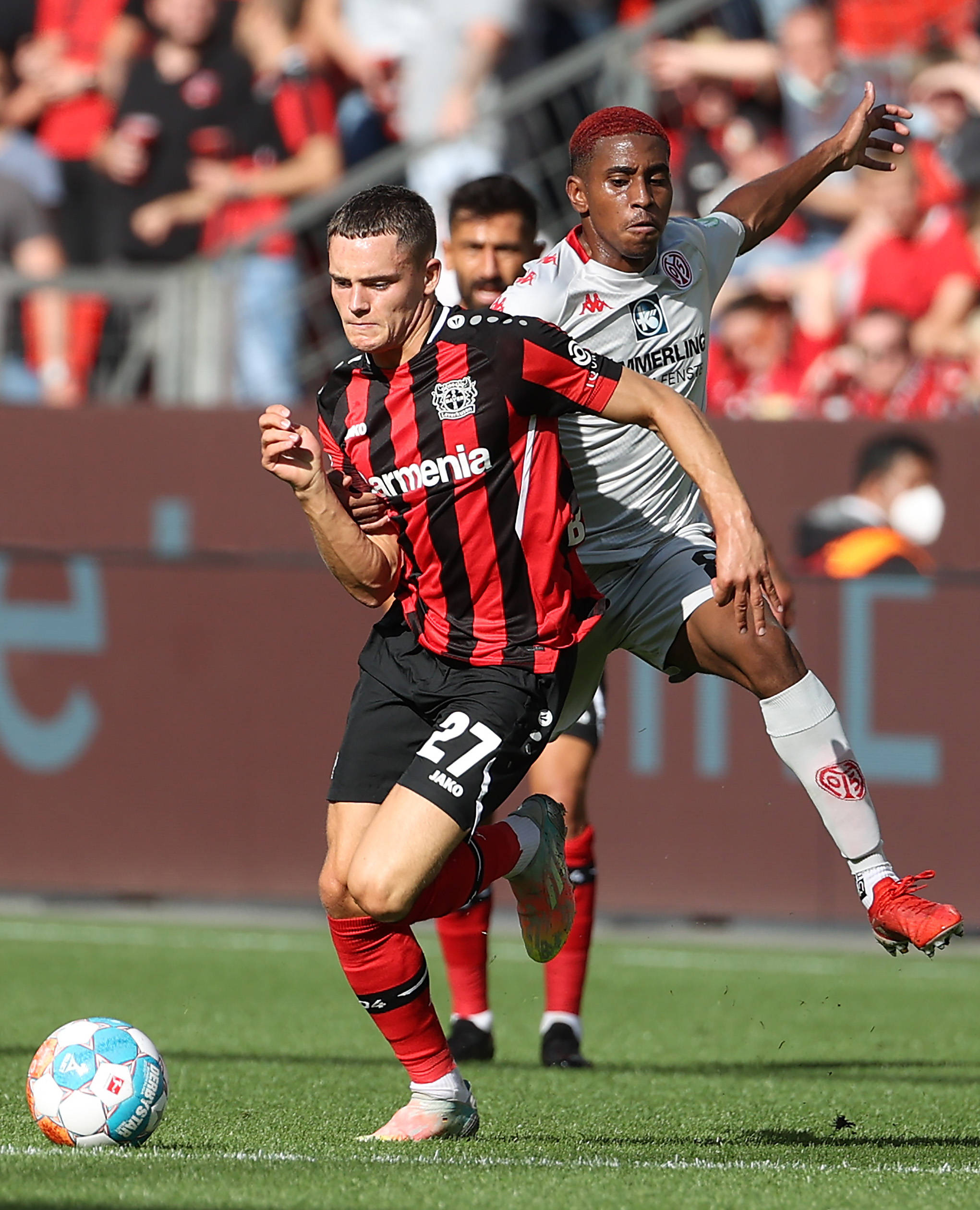 凭借流畅的 凭借流畅的