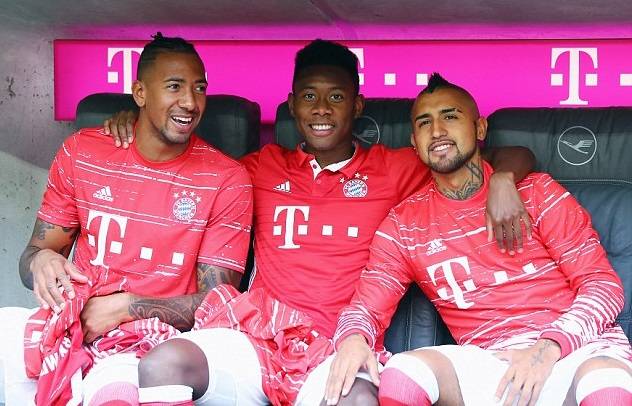 对手防线更 对手防线更